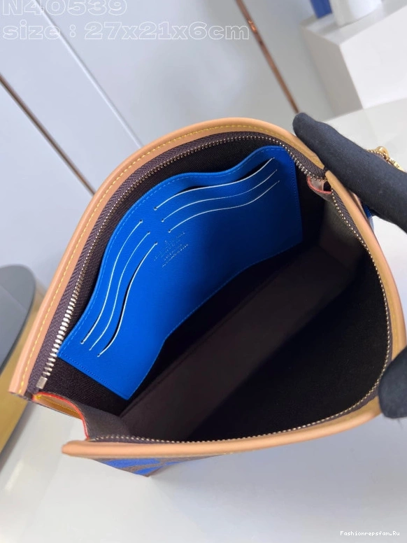 FS CHEAP LOUIS VUITTON VOYAGE-27*21*6CM POCHETTE 0824